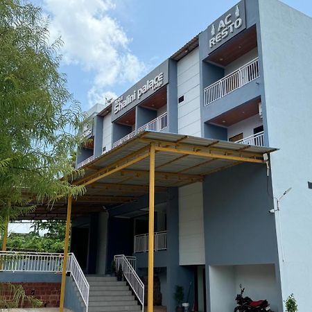 Hotel Shalini Palace Ratnagiri Luaran gambar
