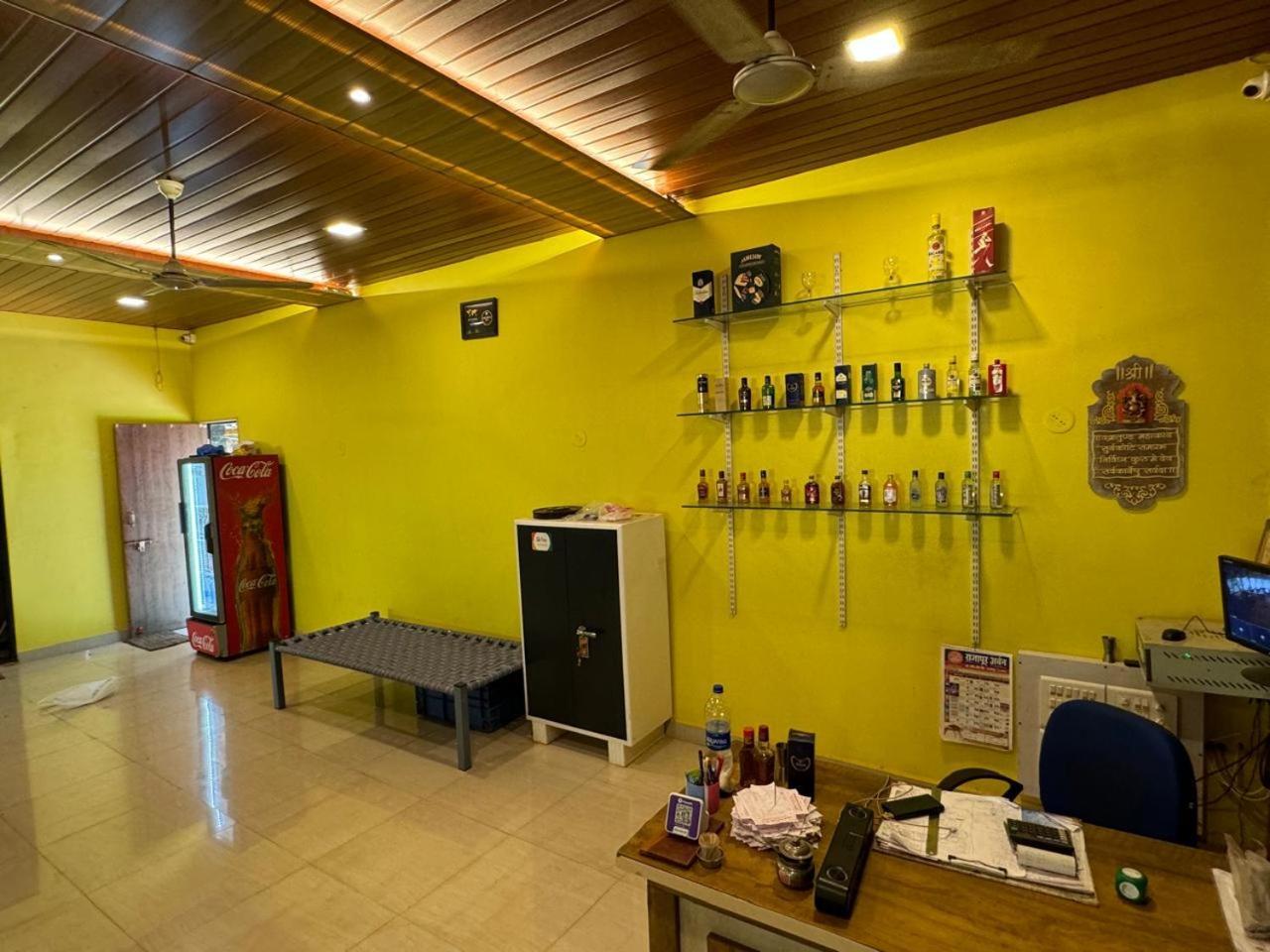 Hotel Shalini Palace Ratnagiri Luaran gambar