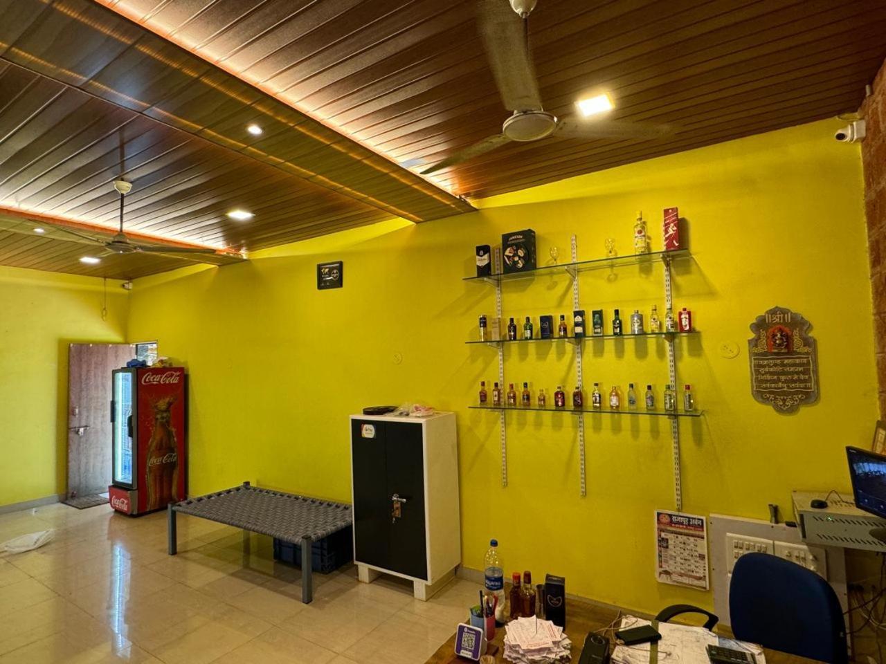 Hotel Shalini Palace Ratnagiri Luaran gambar